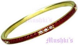 Lac Bangle - click here for large view